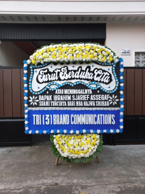 Papan Bunga Duka di Martimbang